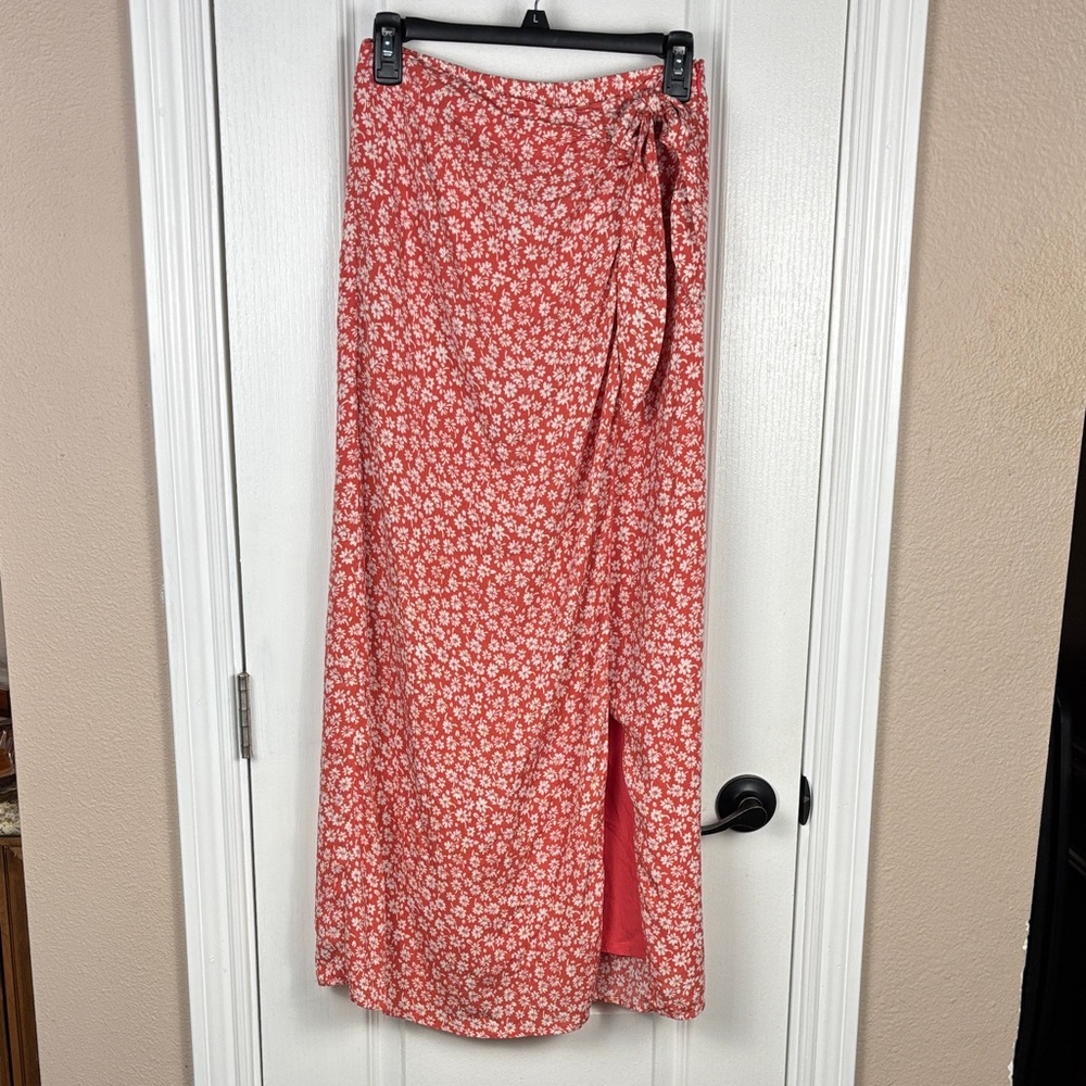 Lost + Wander Women's Coral‎ Floral Wrap Side Zip Summery Maxi Skirt Size S NWT
